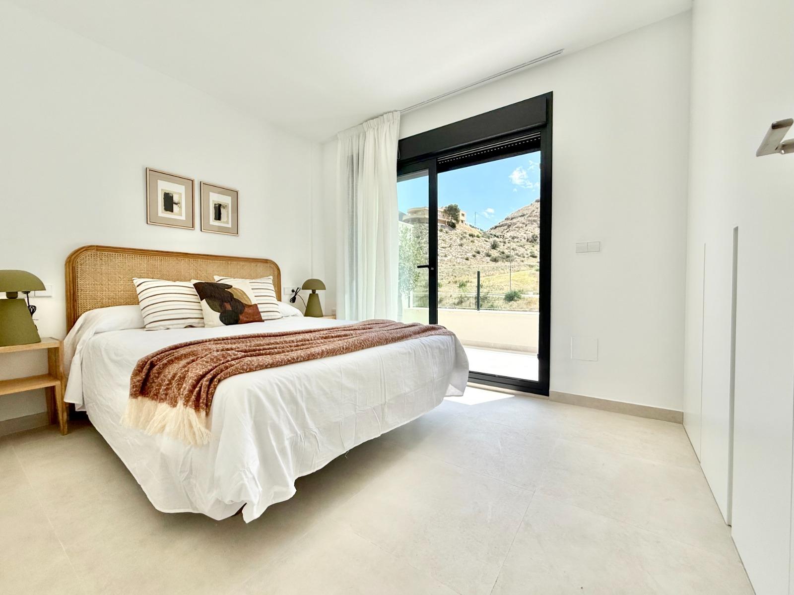 For sale - 2 Bedroom 2 Bathroom Town House in Cox - San Fernando  - Alicante