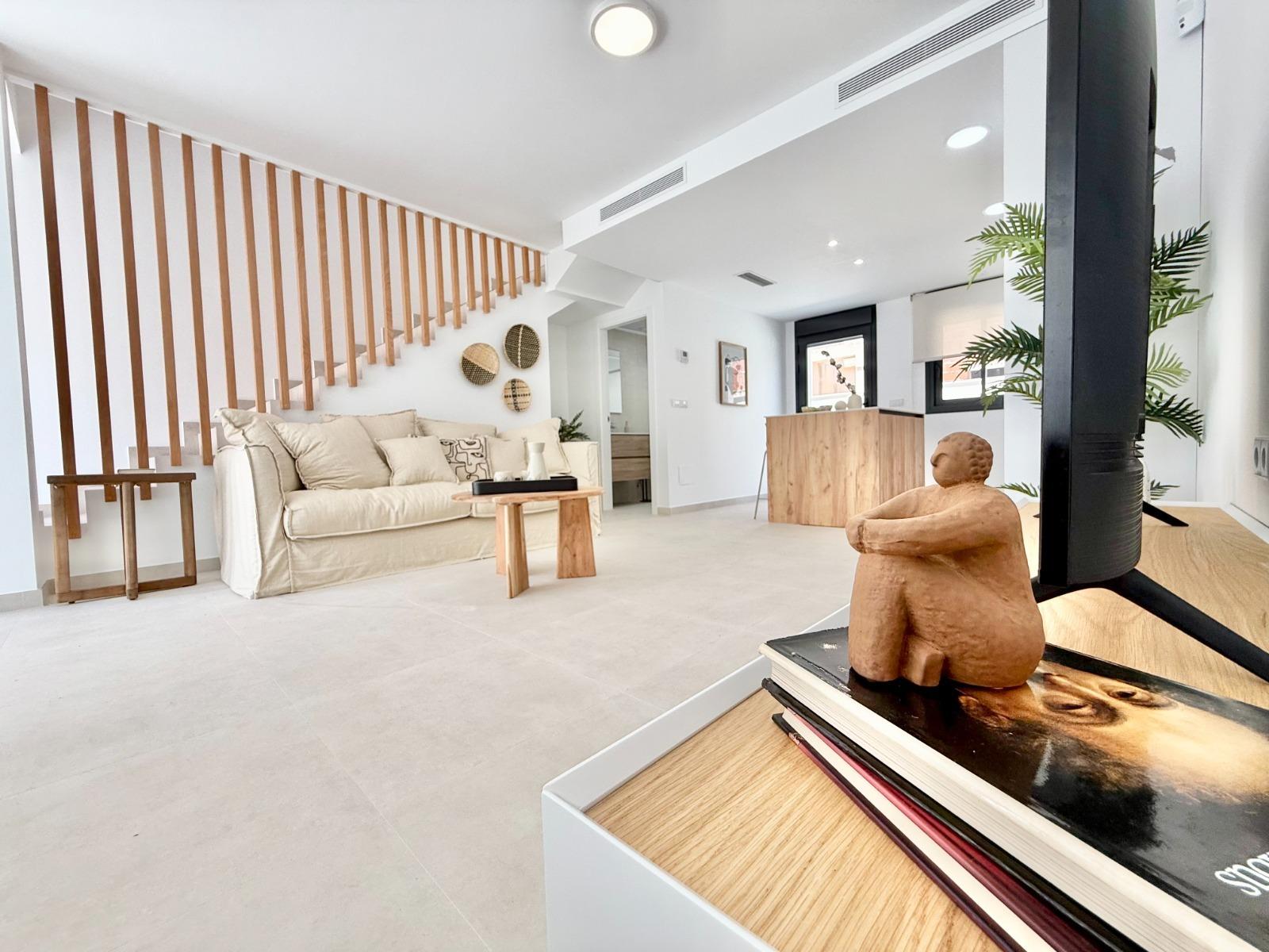 For sale - 2 Bedroom 2 Bathroom Town House in Cox - San Fernando  - Alicante