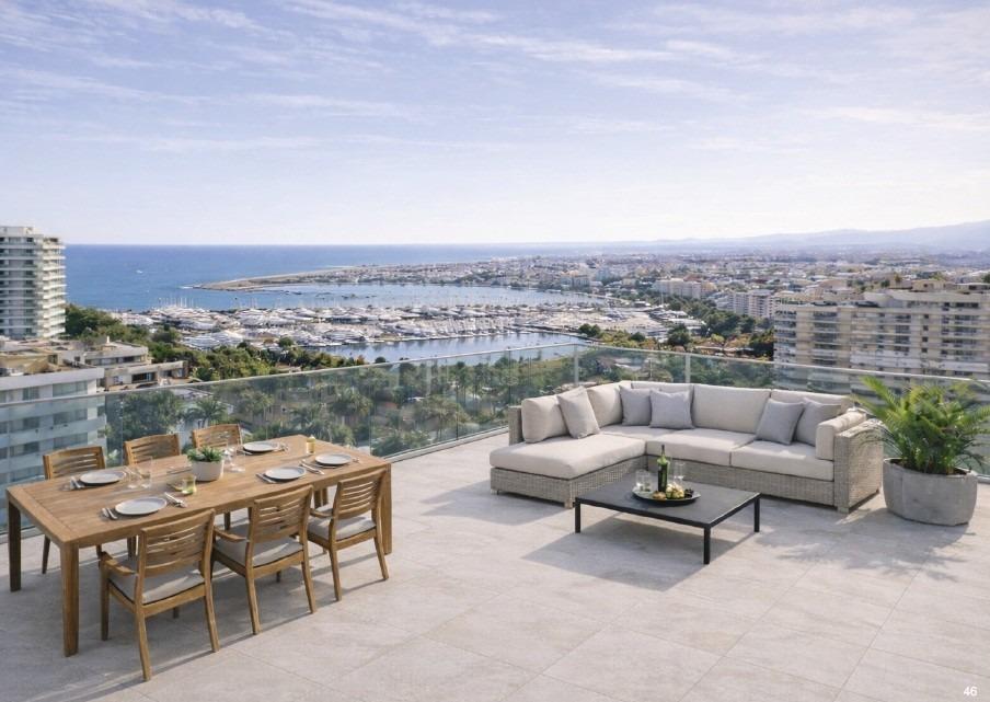 For sale - 3 Bedroom 2 Bathroom Penthouse in Torrevieja - Centro  - Alicante