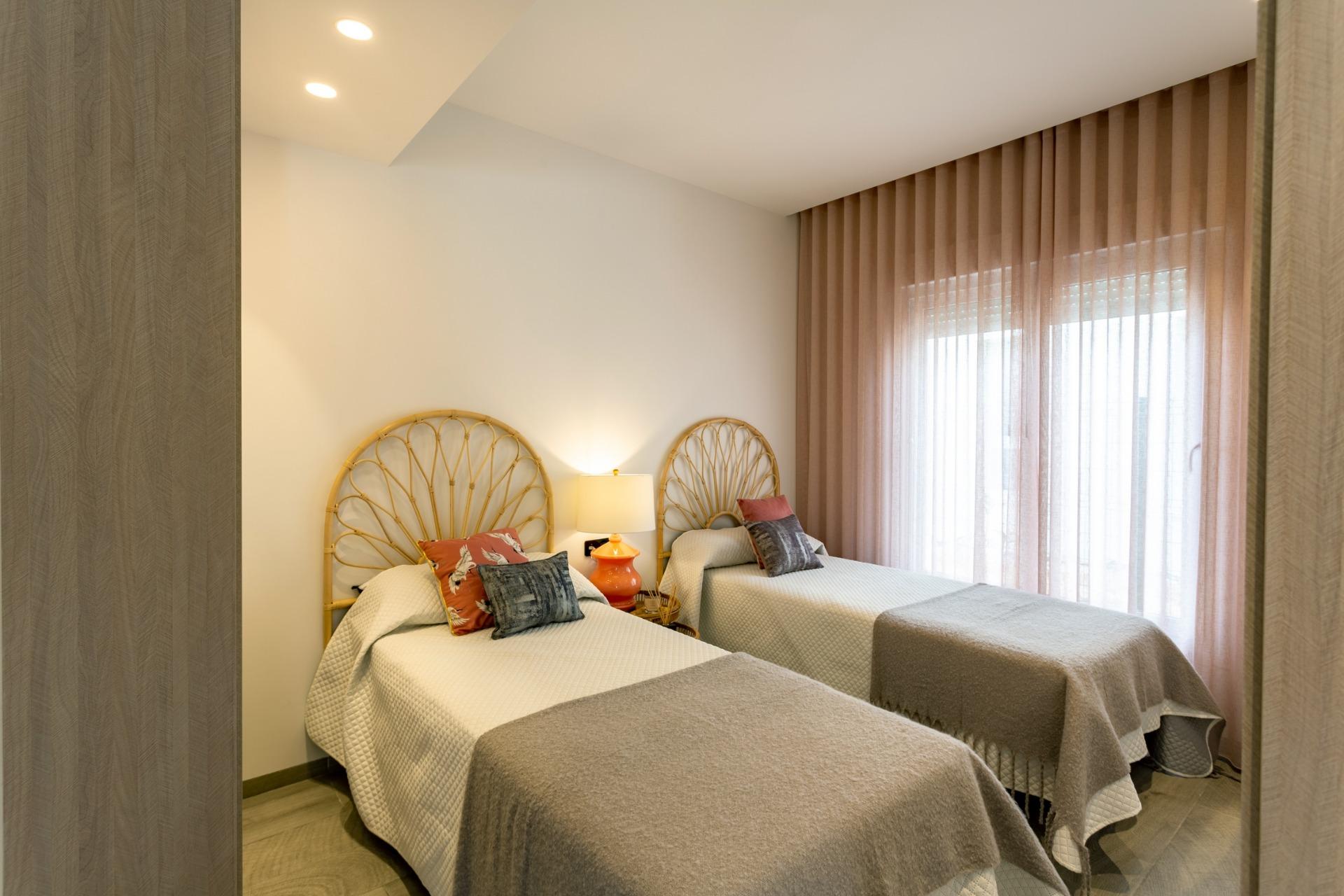 For sale - 3 Bedroom 2 Bathroom Villa in Algorfa - La Finca Golf  - Alicante