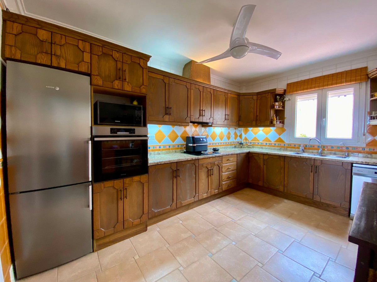 For sale - 3 Bedroom 2 Bathroom House - Detached Villa in Algorfa - Algorfa Centro  - Alicante