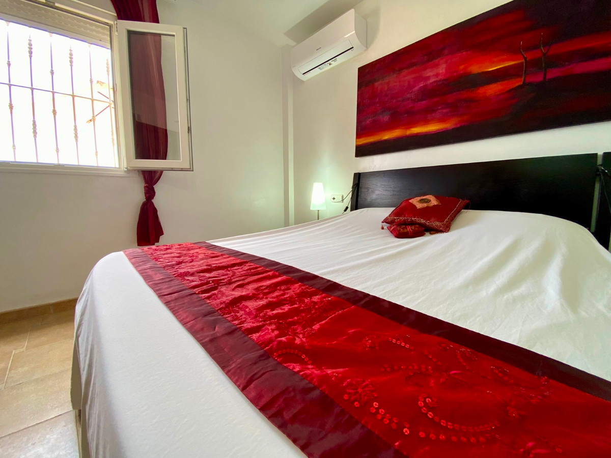 For sale - 3 Bedroom 2 Bathroom House - Detached Villa in Algorfa - Algorfa Centro  - Alicante