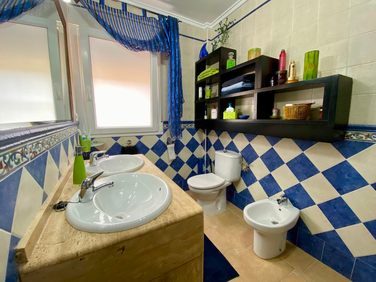 For sale - 3 Bedroom 2 Bathroom House - Detached Villa in Algorfa - Algorfa Centro  - Alicante
