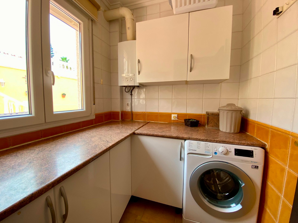 For sale - 3 Bedroom 2 Bathroom House - Detached Villa in Algorfa - Algorfa Centro  - Alicante