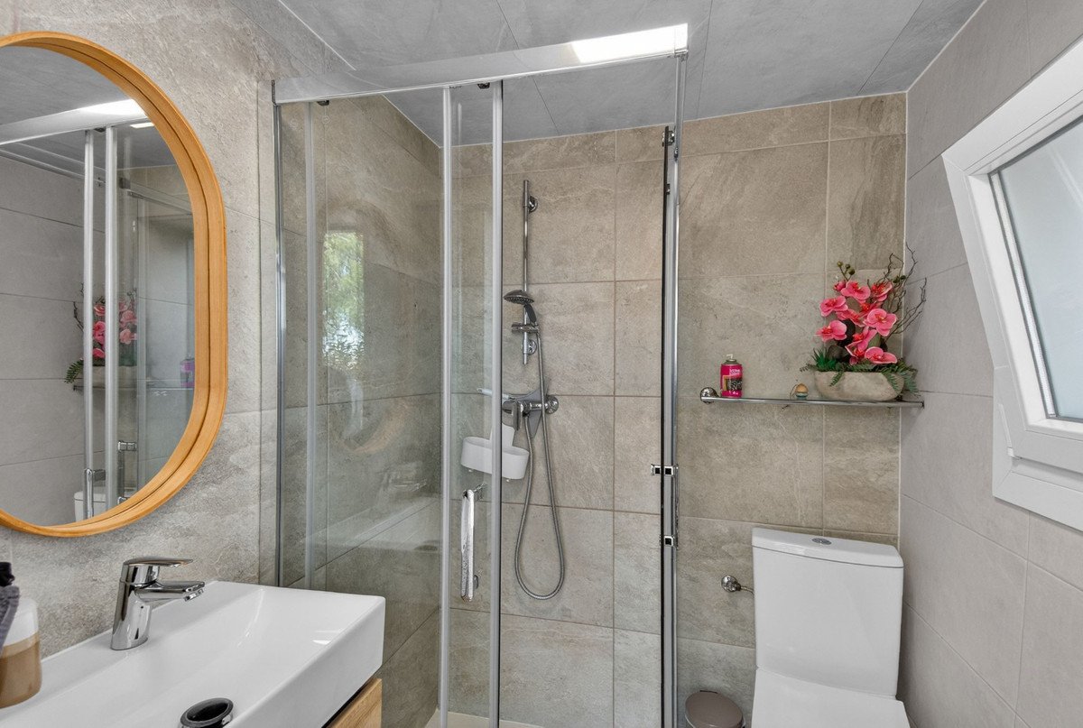 For sale - 5 Bedroom 3 Bathroom House - Finca - Cortijo in Crevillente - Crevillent - Crevillente - Crevillent Centro  - Alicante