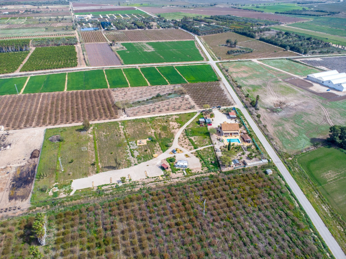 For sale - 5 Bedroom 3 Bathroom House - Finca - Cortijo in Crevillente - Crevillent - Crevillente - Crevillent Centro  - Alicante