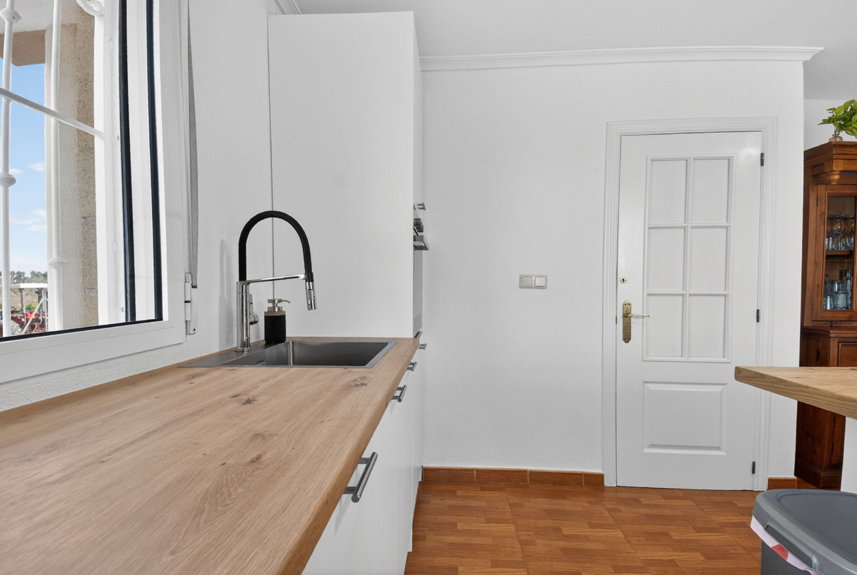 For sale - 5 Bedroom 3 Bathroom House - Finca - Cortijo in Crevillente - Crevillent - Crevillente - Crevillent Centro  - Alicante