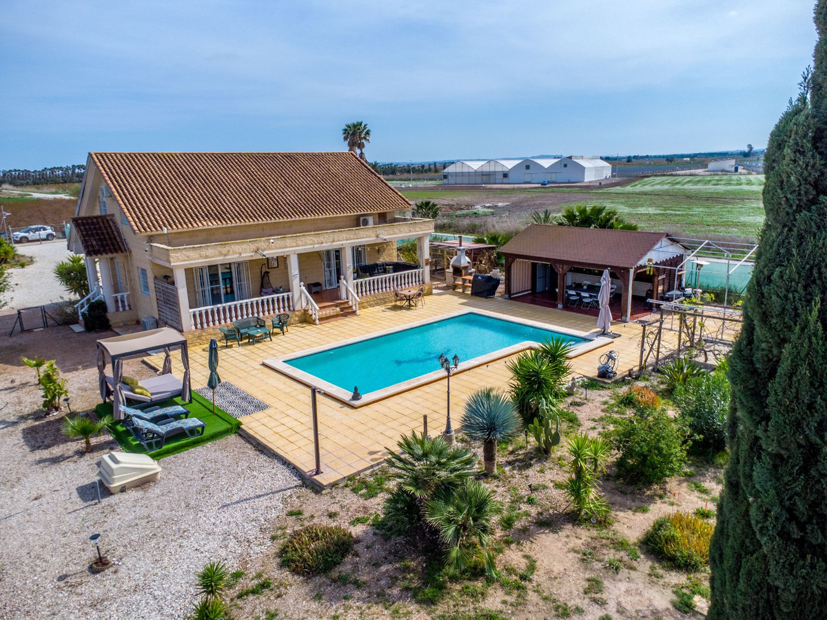 For sale - 5 Bedroom 3 Bathroom House - Finca - Cortijo in Crevillente - Crevillent - Crevillente - Crevillent Centro  - Alicante