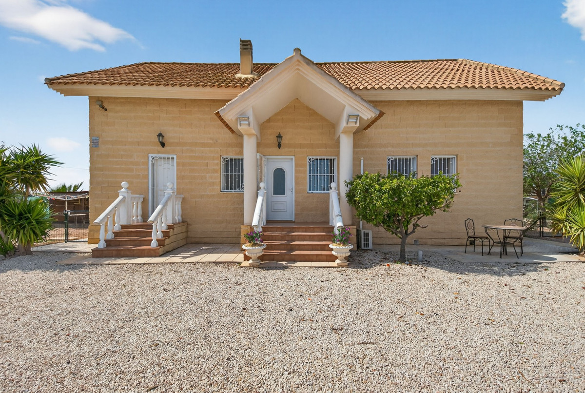 For sale - 5 Bedroom 3 Bathroom House - Finca - Cortijo in Crevillente - Crevillent - Crevillente - Crevillent Centro  - Alicante