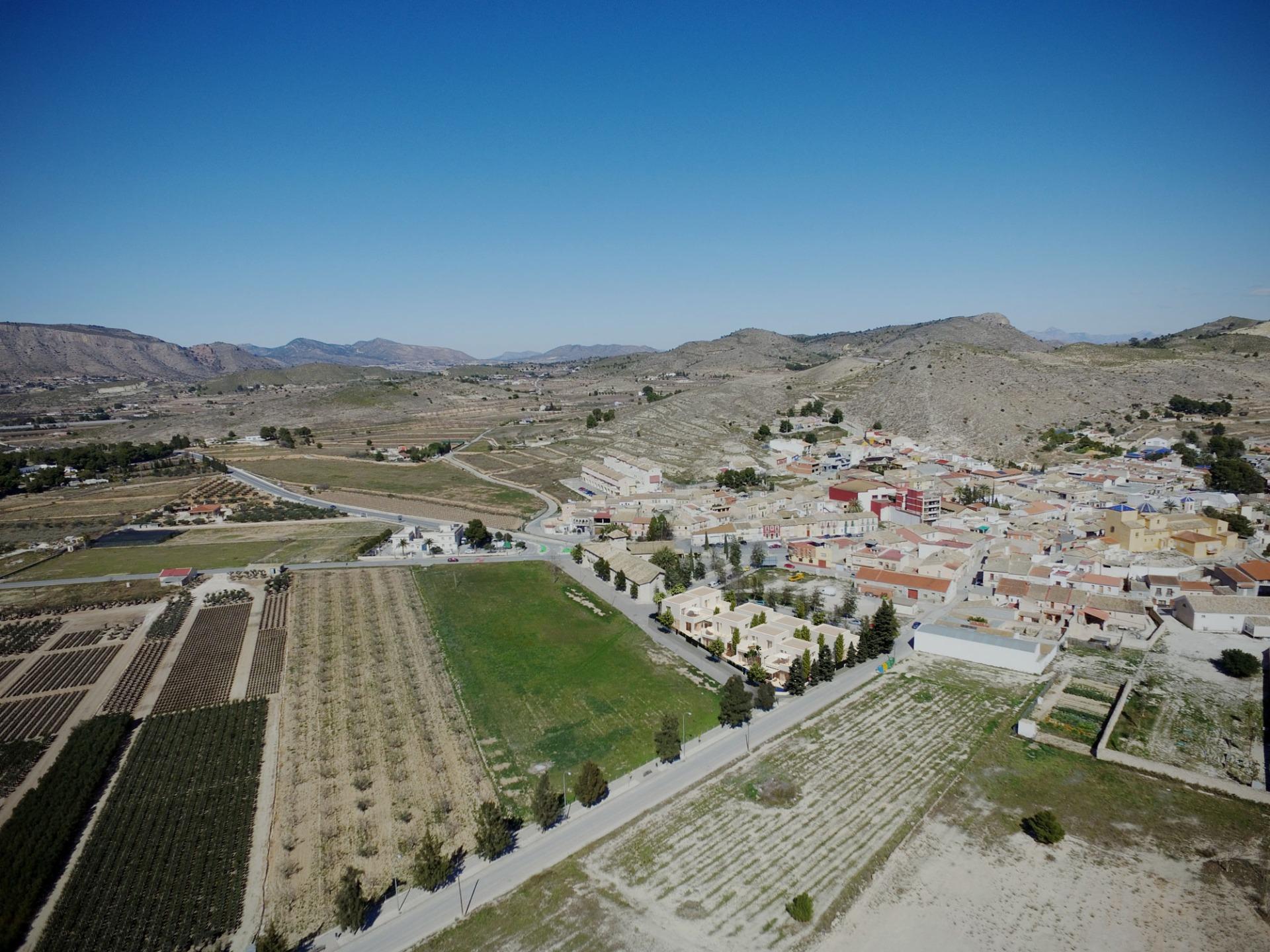 For sale - 3 Bedroom 3 Bathroom Villa in Hondón de las Nieves - Centro  - Alicante