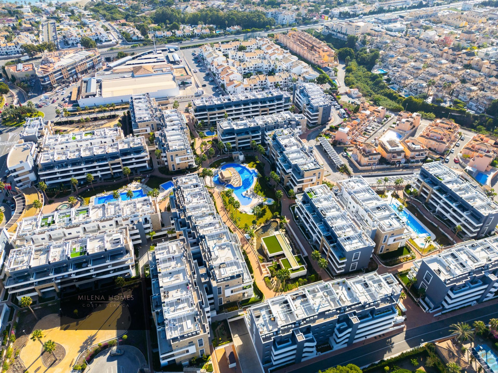 For sale - 3 Bedroom 2 Bathroom Apartment in Orihuela Costa - Playa Flamenca  - Alicante