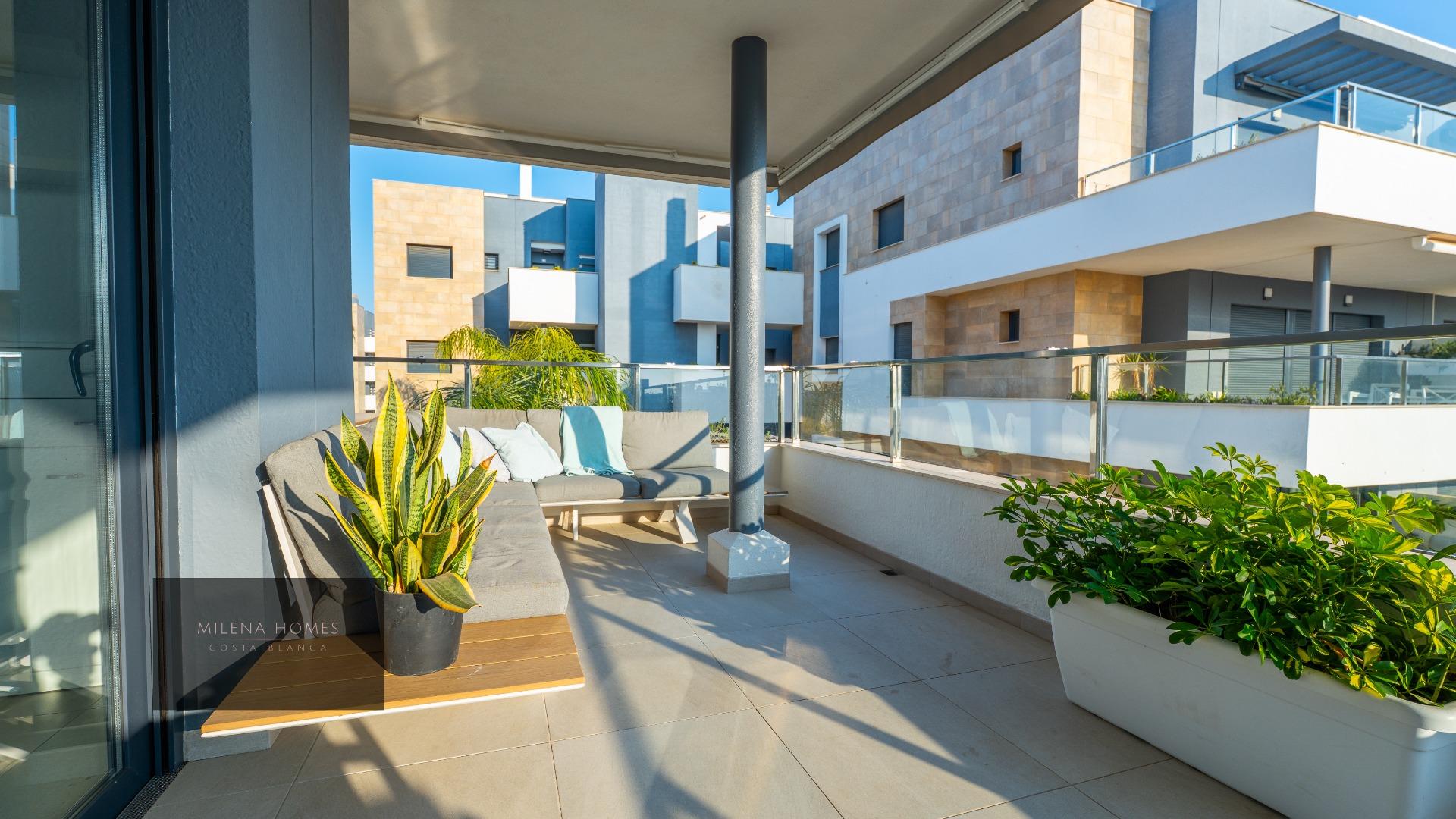 For sale - 3 Bedroom 2 Bathroom Apartment in Orihuela Costa - Playa Flamenca  - Alicante