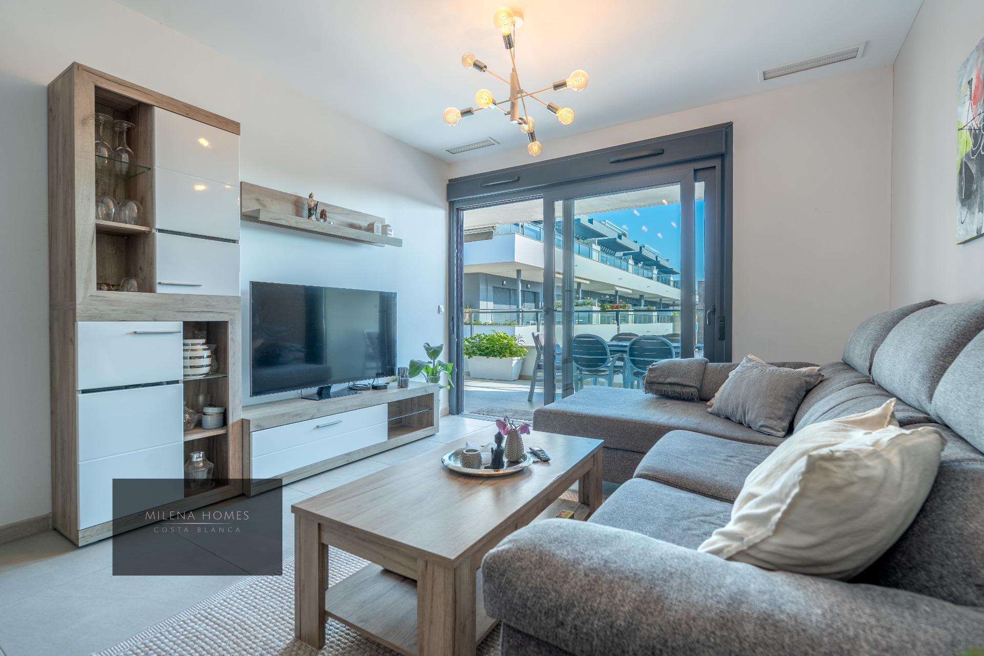 For sale - 3 Bedroom 2 Bathroom Apartment in Orihuela Costa - Playa Flamenca  - Alicante