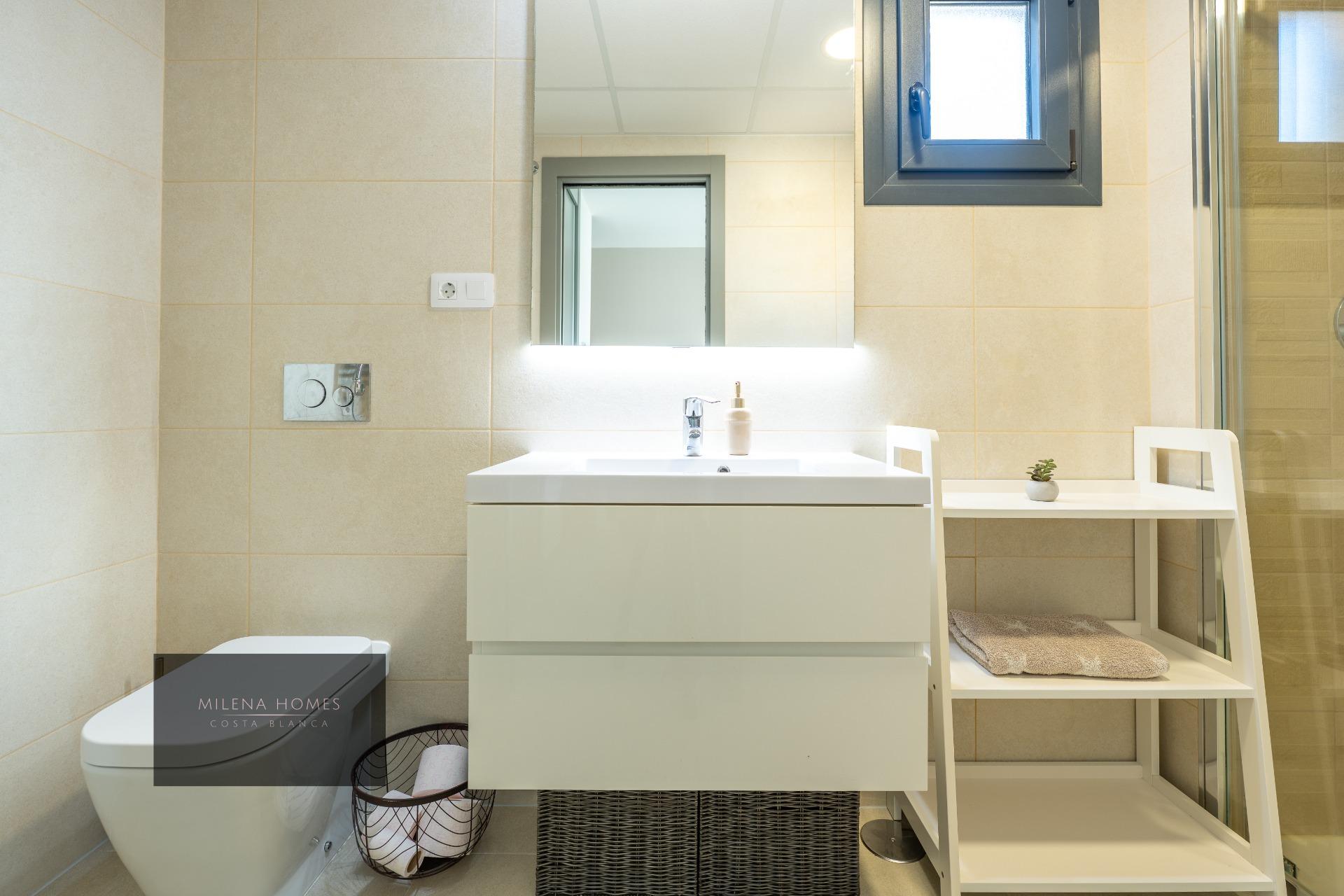 For sale - 3 Bedroom 2 Bathroom Apartment in Orihuela Costa - Playa Flamenca  - Alicante