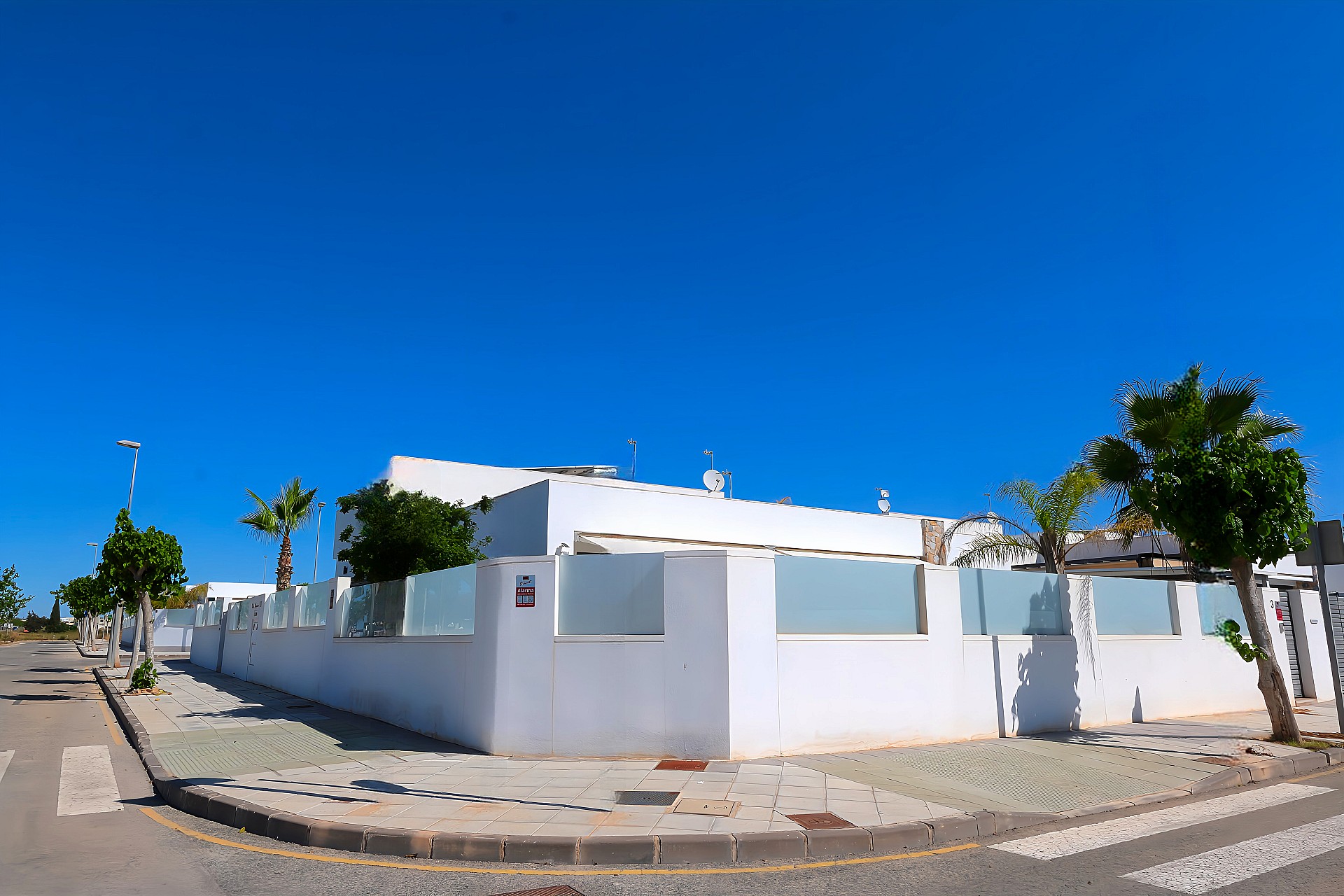 For sale - 3 Bedroom 3 Bathroom Villa in Pilar de La Horadada - Costa Blanca  - Alicante