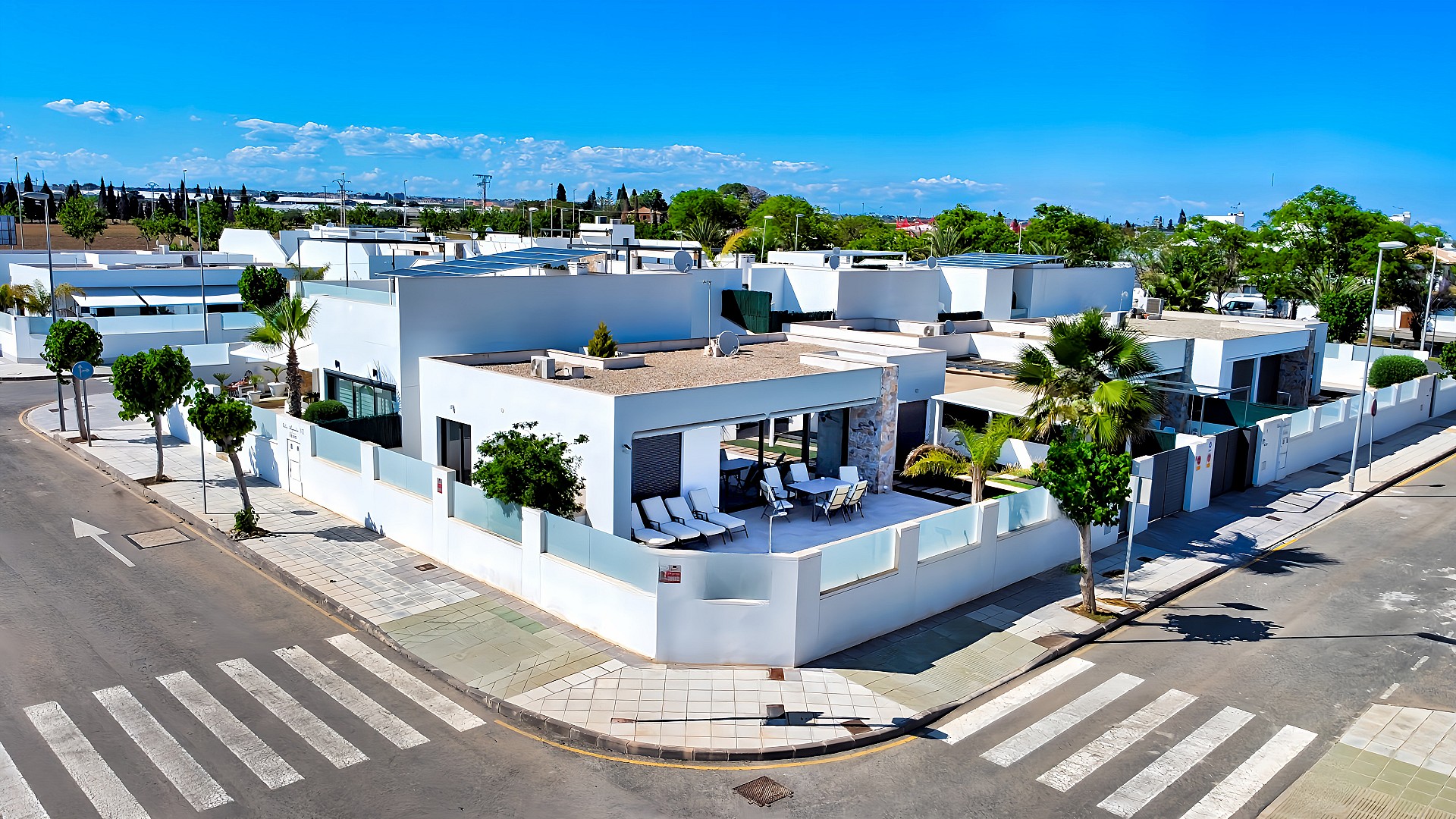For sale - 3 Bedroom 3 Bathroom Villa in Pilar de La Horadada - Costa Blanca  - Alicante