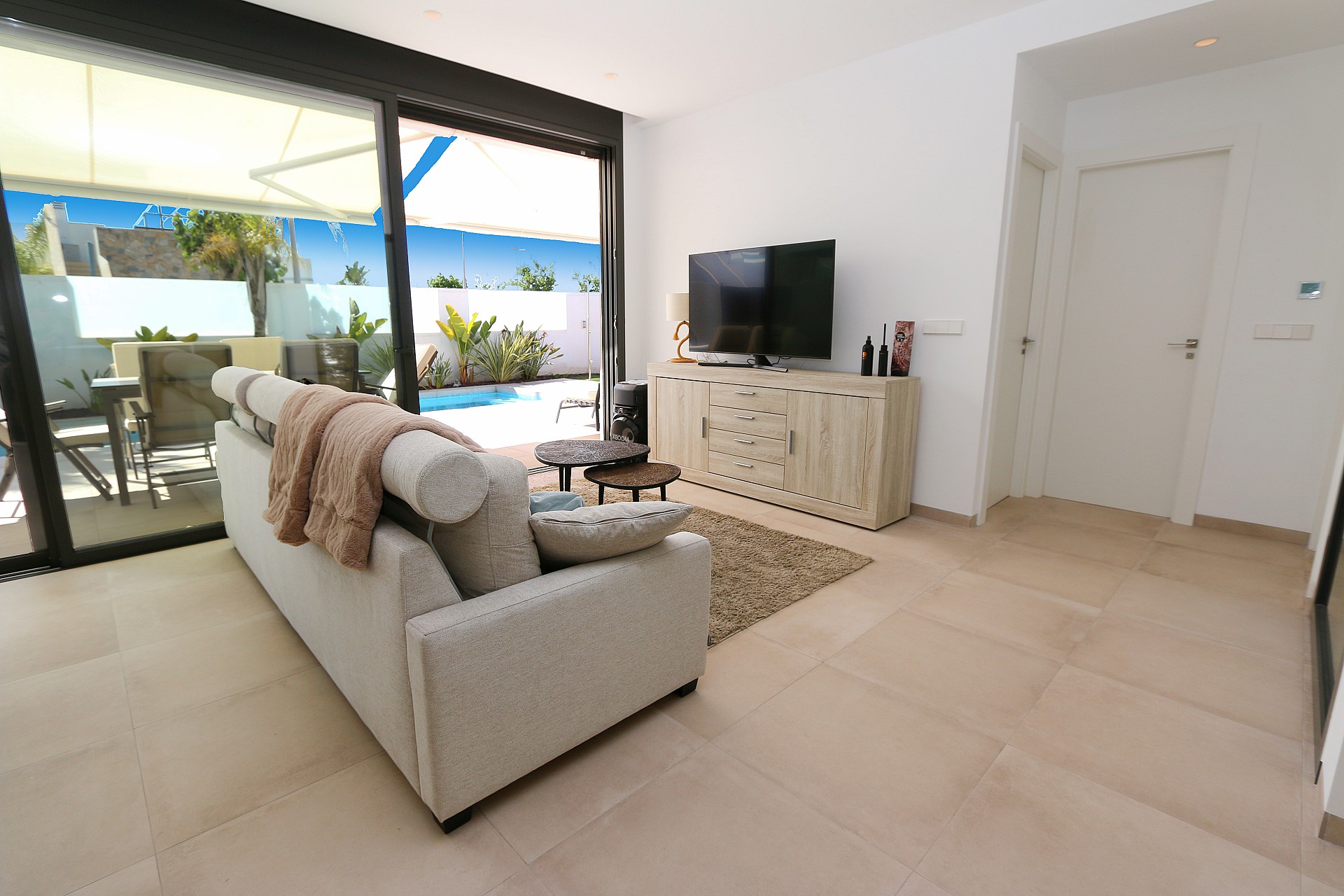 For sale - 3 Bedroom 3 Bathroom Villa in Pilar de La Horadada - Costa Blanca  - Alicante