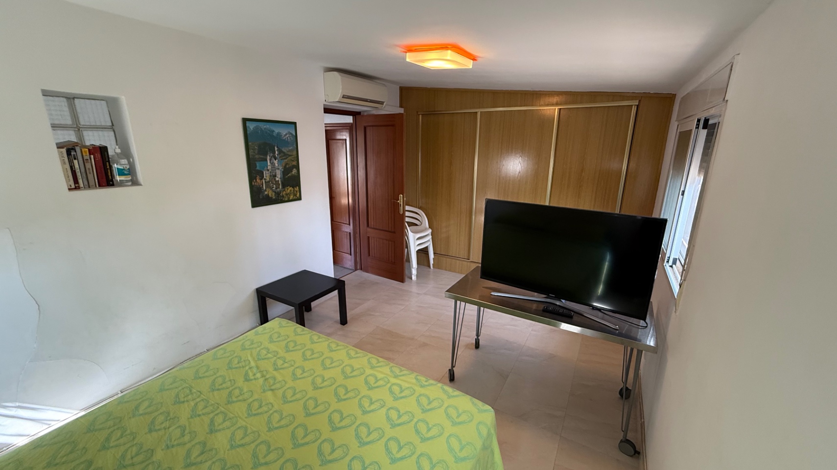 For sale - 4 Bedroom 2 Bathroom Villa in Orihuela - Inland  - Alicante