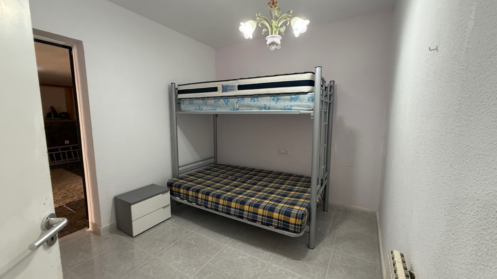 For sale - 6 Bedroom 3 Bathroom Villa in Orihuela - Inland  - Alicante