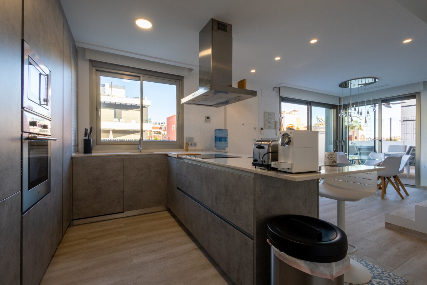 For sale - 4 Bedroom 3 Bathroom Villa in Orihuela - Inland  - Alicante