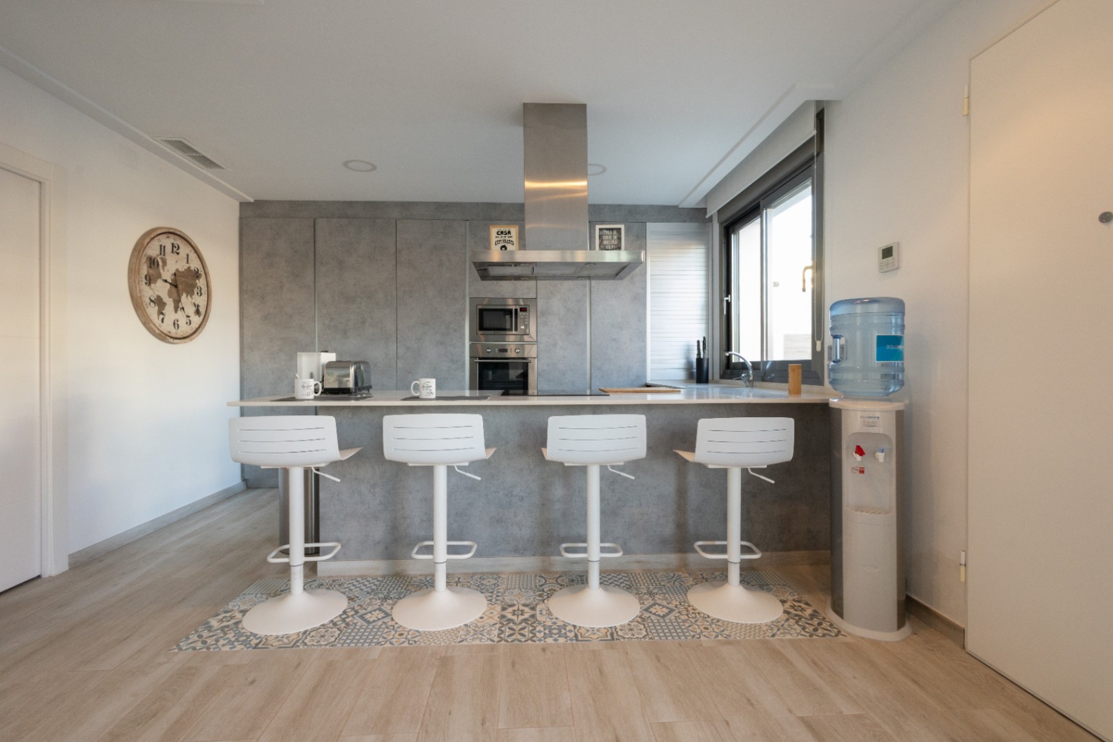 For sale - 4 Bedroom 3 Bathroom Villa in Orihuela - Inland  - Alicante