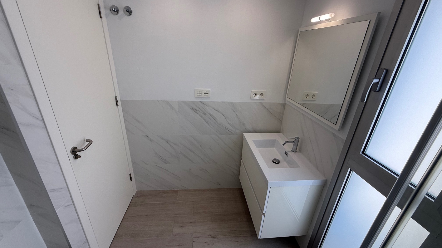 For sale - 5 Bedroom 3 Bathroom Town House in Orihuela - Inland  - Alicante