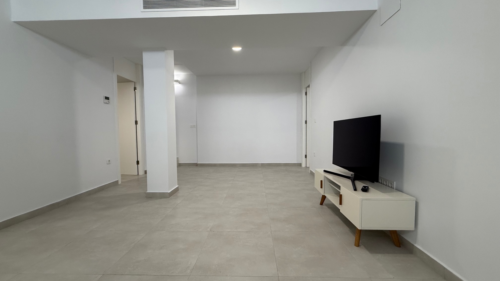 For sale - 5 Bedroom 3 Bathroom Town House in Orihuela - Inland  - Alicante