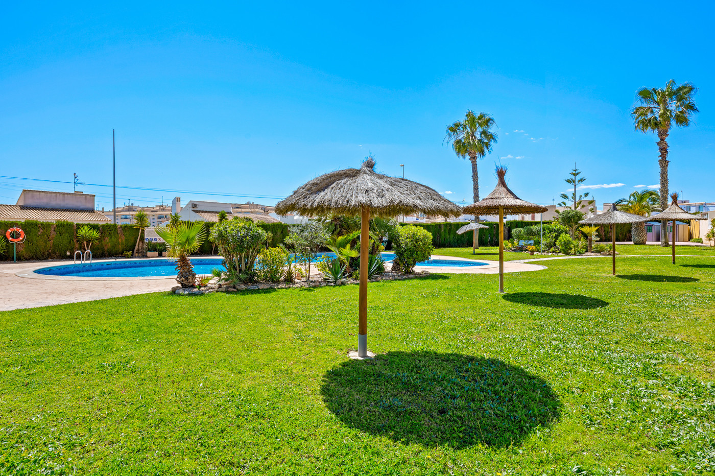 For sale - 2 Bedroom 1 Bathroom Bungalow in Orihuela Costa - Costa Blanca  - Alicante