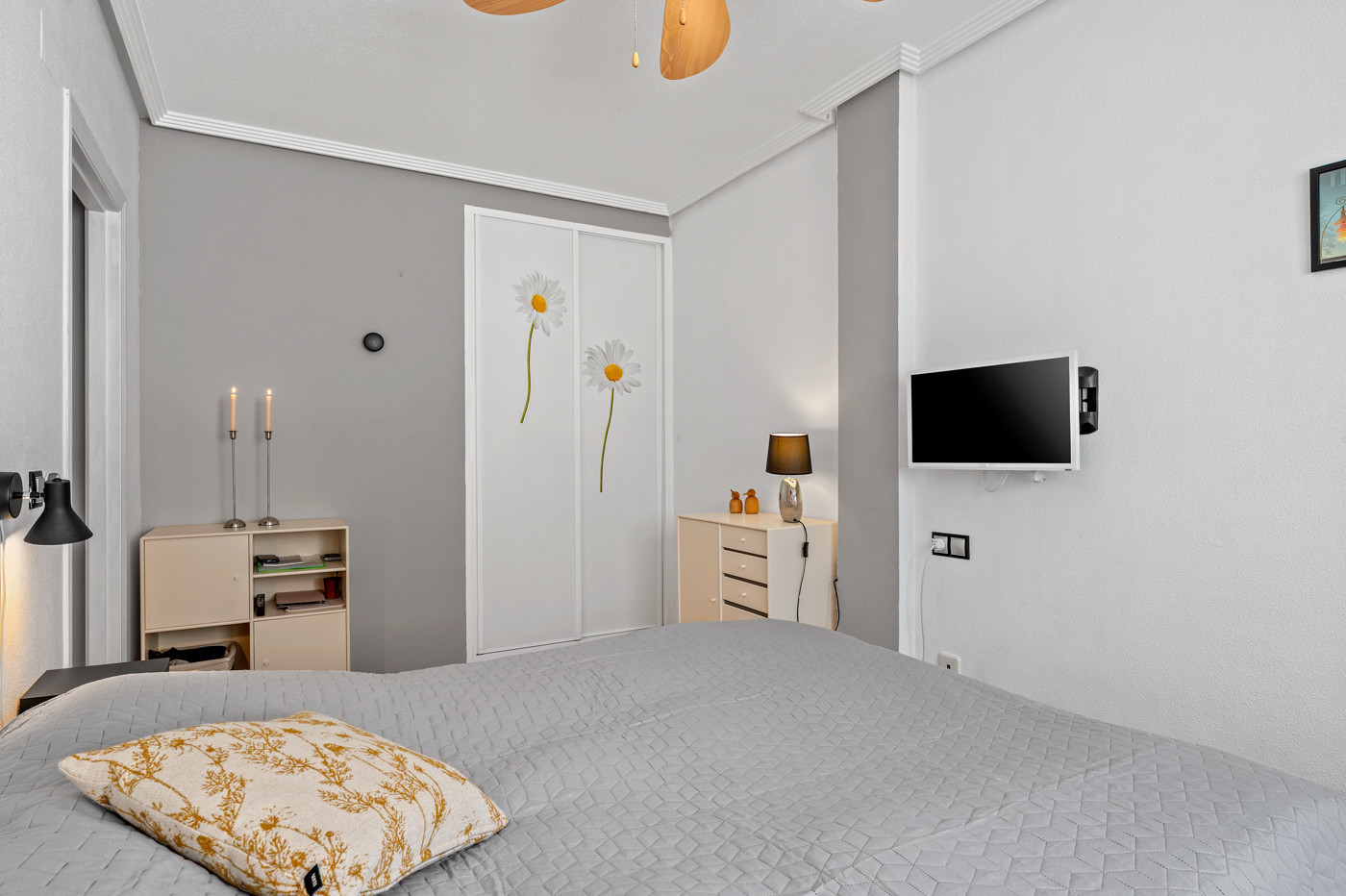 For sale - 2 Bedroom 1 Bathroom Bungalow in Orihuela Costa - Costa Blanca  - Alicante