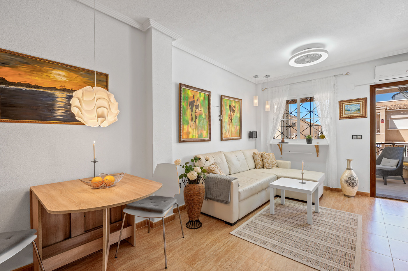 For sale - 2 Bedroom 1 Bathroom Bungalow in Orihuela Costa - Costa Blanca  - Alicante