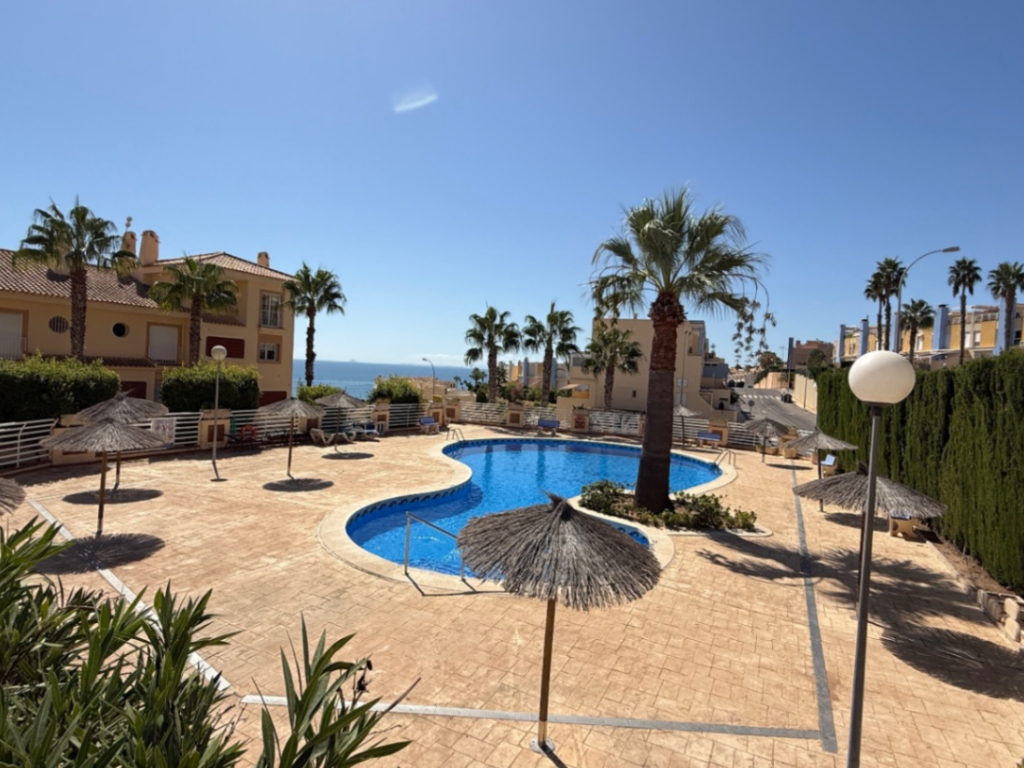 3 Bedroom 2 Bathroom Duplex in Orihuela