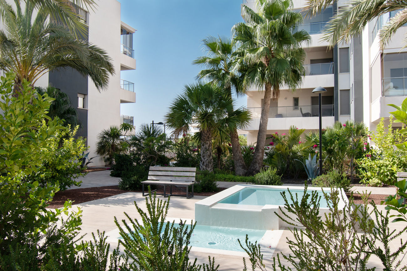 For sale - 3 Bedroom 2 Bathroom Apartment in Orihuela Costa - Los Dolses  - Alicante