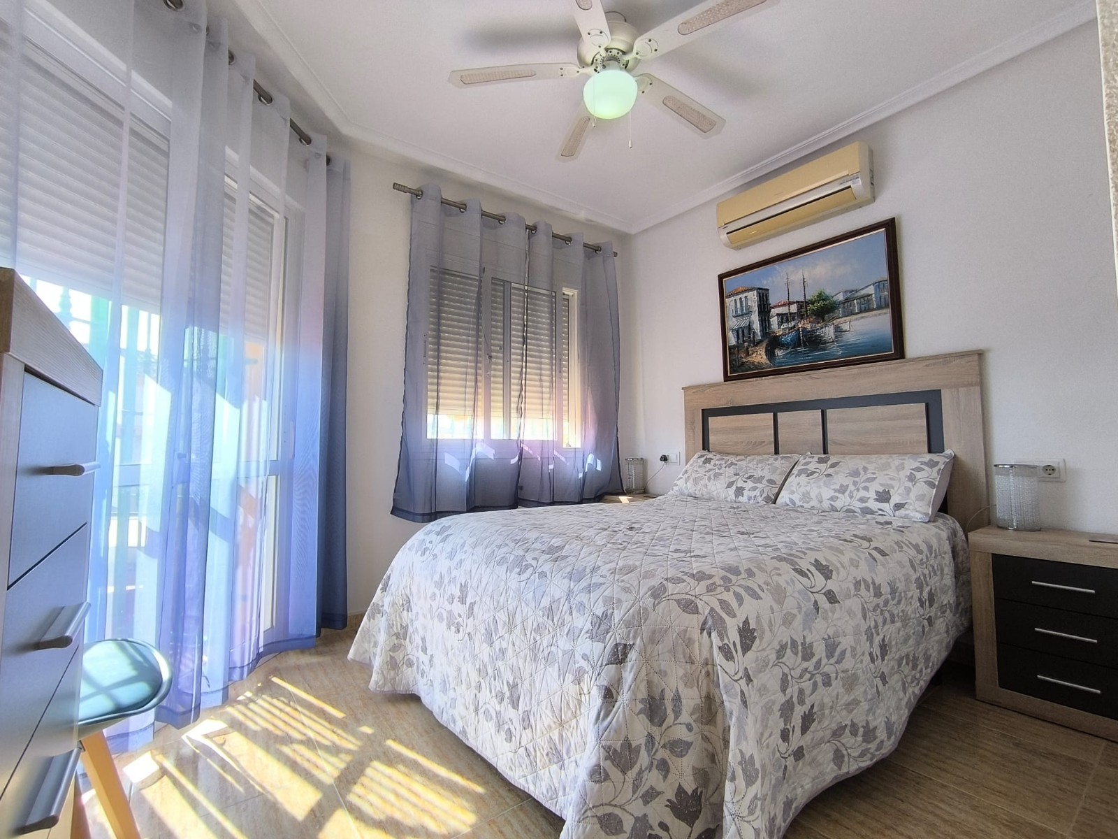 For sale - 3 Bedroom 2 Bathroom Villa in El Raso - Costa Blanca  - Alicante