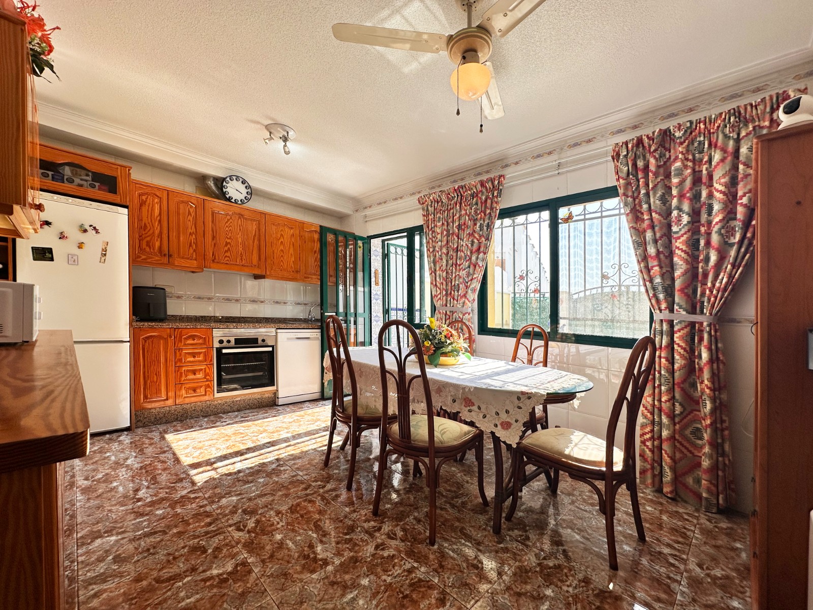 For sale - 3 Bedroom 2 Bathroom Town House in Orihuela Costa - Costa Blanca  - Alicante