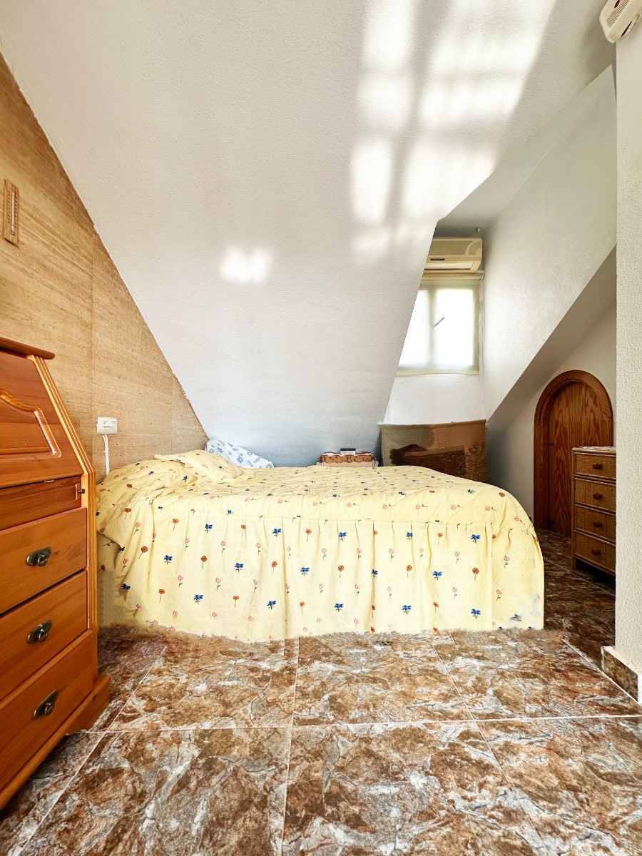 For sale - 3 Bedroom 2 Bathroom Town House in Orihuela Costa - Costa Blanca  - Alicante