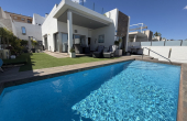 2-16127/75893, 3 Bedroom 2 Bathroom Villa in Villamartin