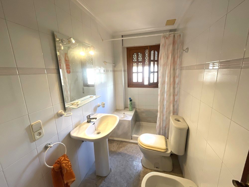 For sale - 5 Bedroom 3 Bathroom Town House in Rojales - Inland  - Alicante