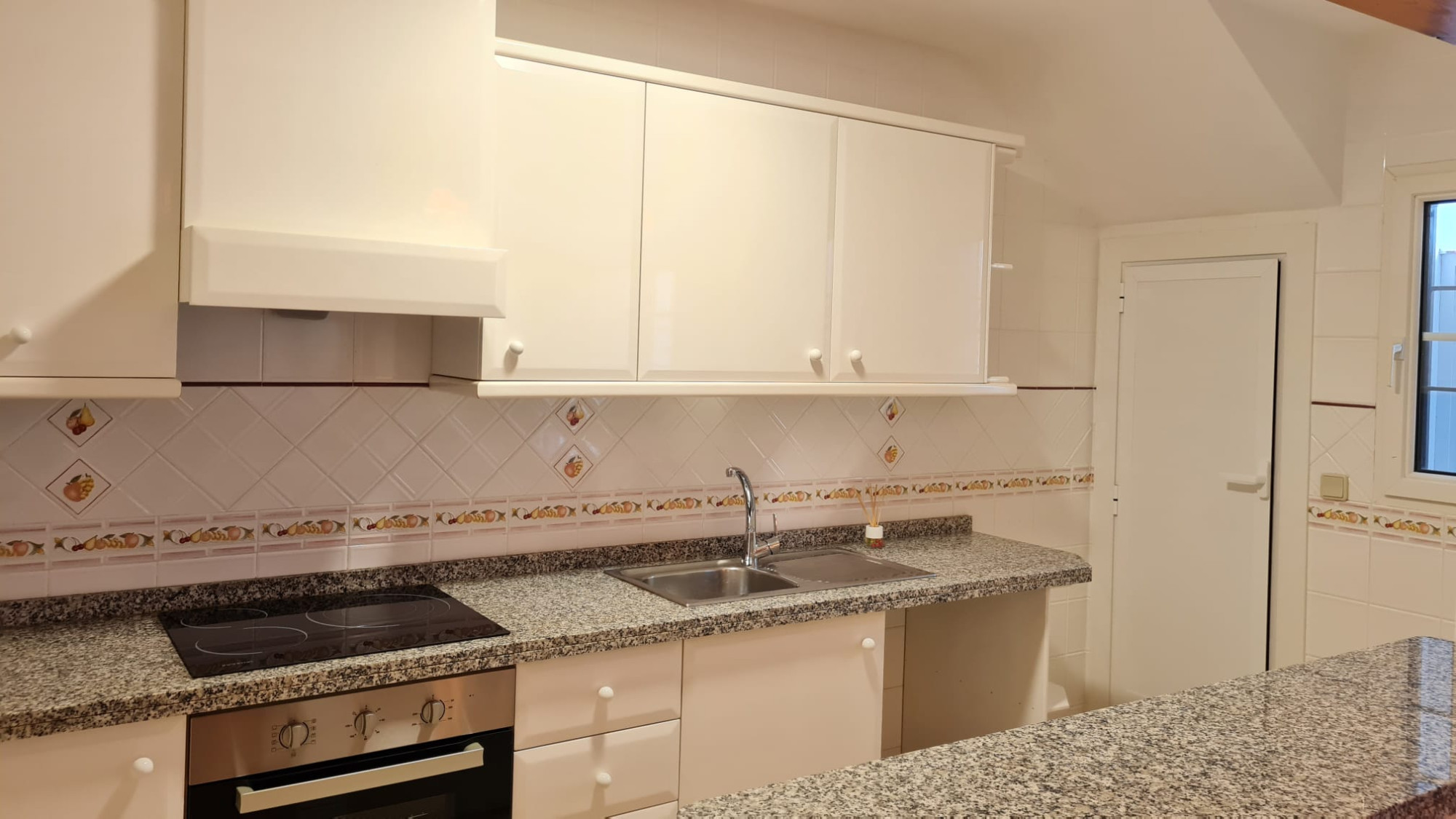 For sale - 2 Bedroom 1 Bathroom Bungalow in Villamartin - Costa Blanca  - Alicante