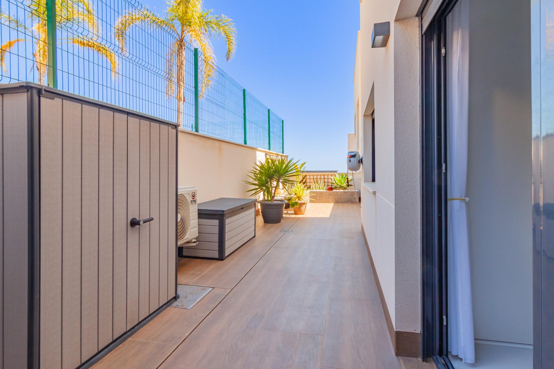 For sale - 2 Bedroom 2 Bathroom Apartment in San Miguel de Salinas - Bellavista  - Alicante