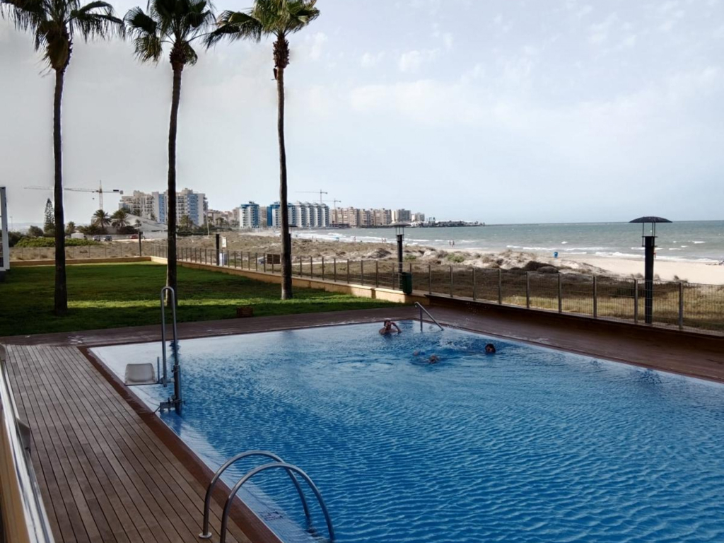 2 Bedroom 2 Bathroom Apartment in La Manga del Mar Menor