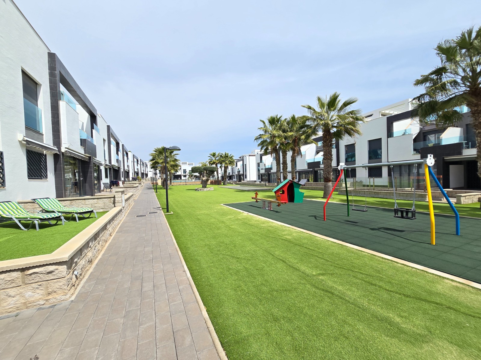 For sale - 2 Bedroom 2 Bathroom Apartment in Orihuela Costa - Costa Blanca  - Alicante