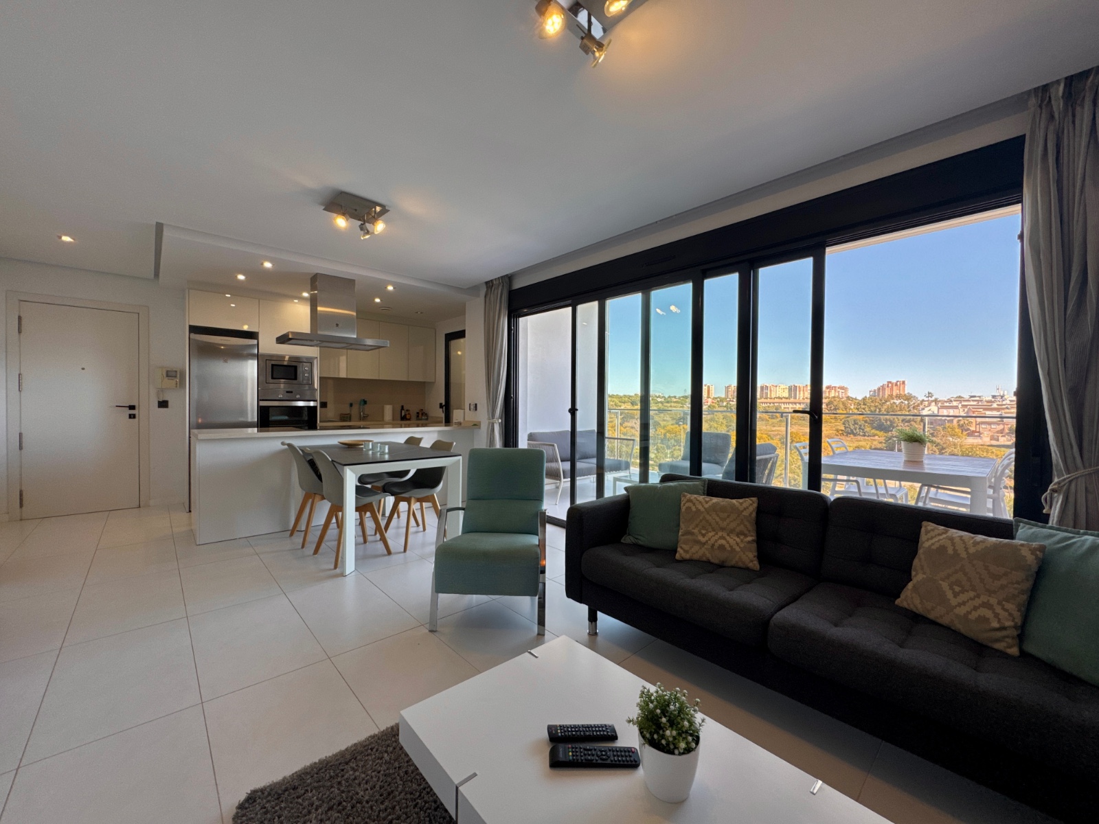 For sale - 2 Bedroom 2 Bathroom Apartment in Pilar de La Horadada - Costa Blanca  - Alicante