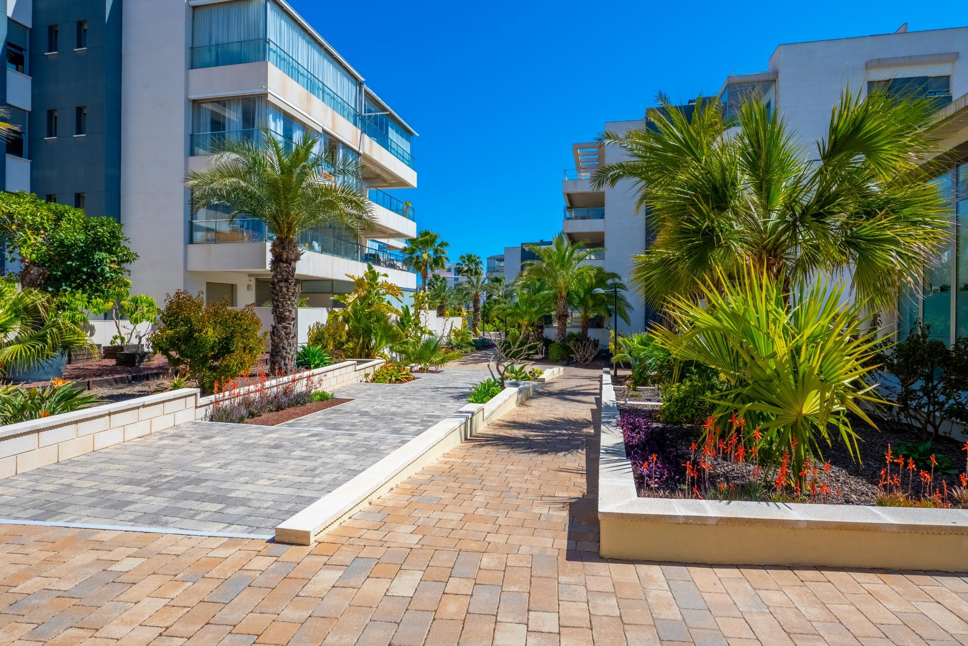 For sale - 3 Bedroom 2 Bathroom Apartment in Orihuela Costa - Los Dolses  - Alicante