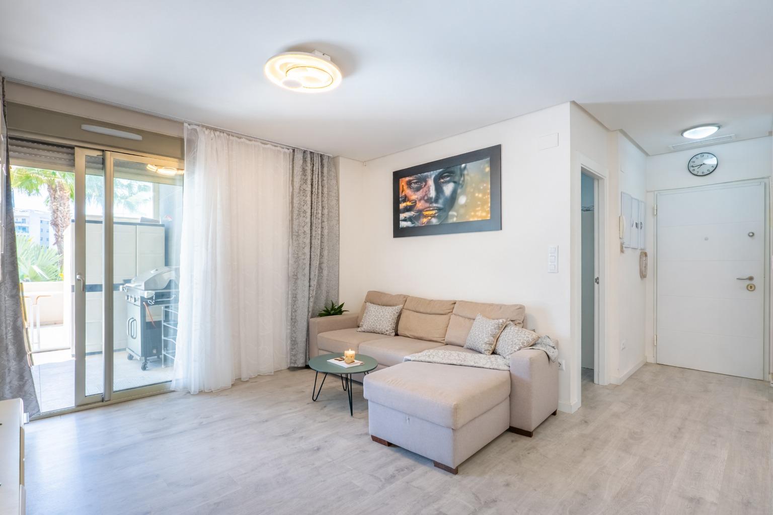 For sale - 3 Bedroom 2 Bathroom Apartment in Orihuela Costa - Los Dolses  - Alicante