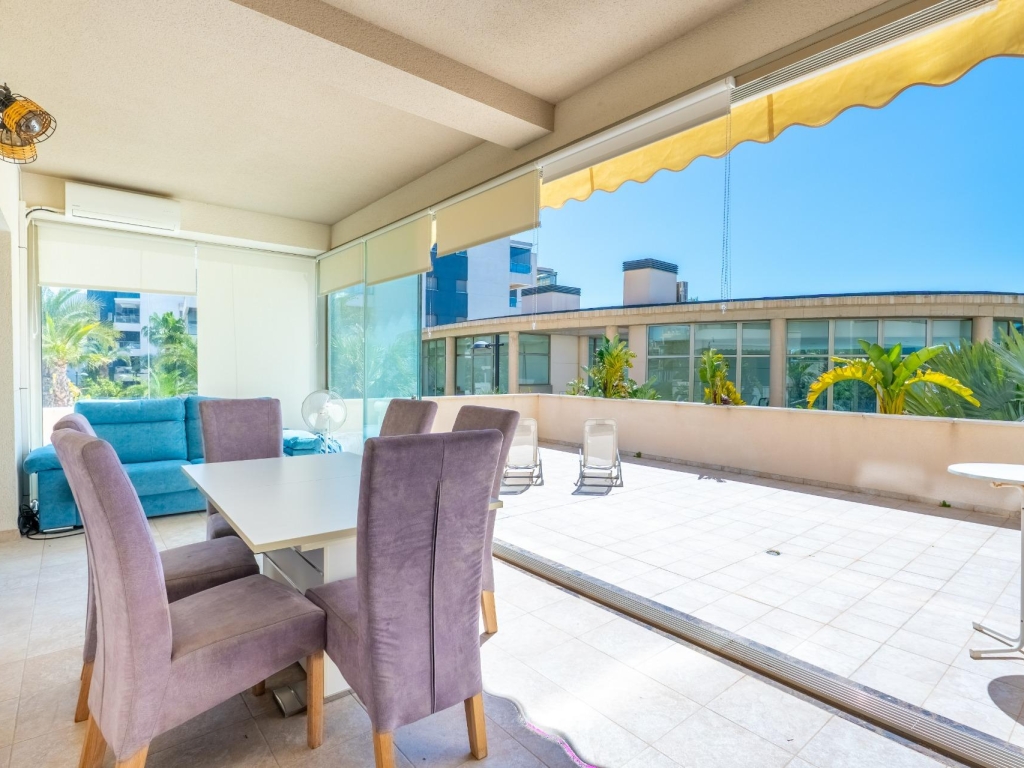 3 Bedroom 2 Bathroom Apartment in Orihuela Costa