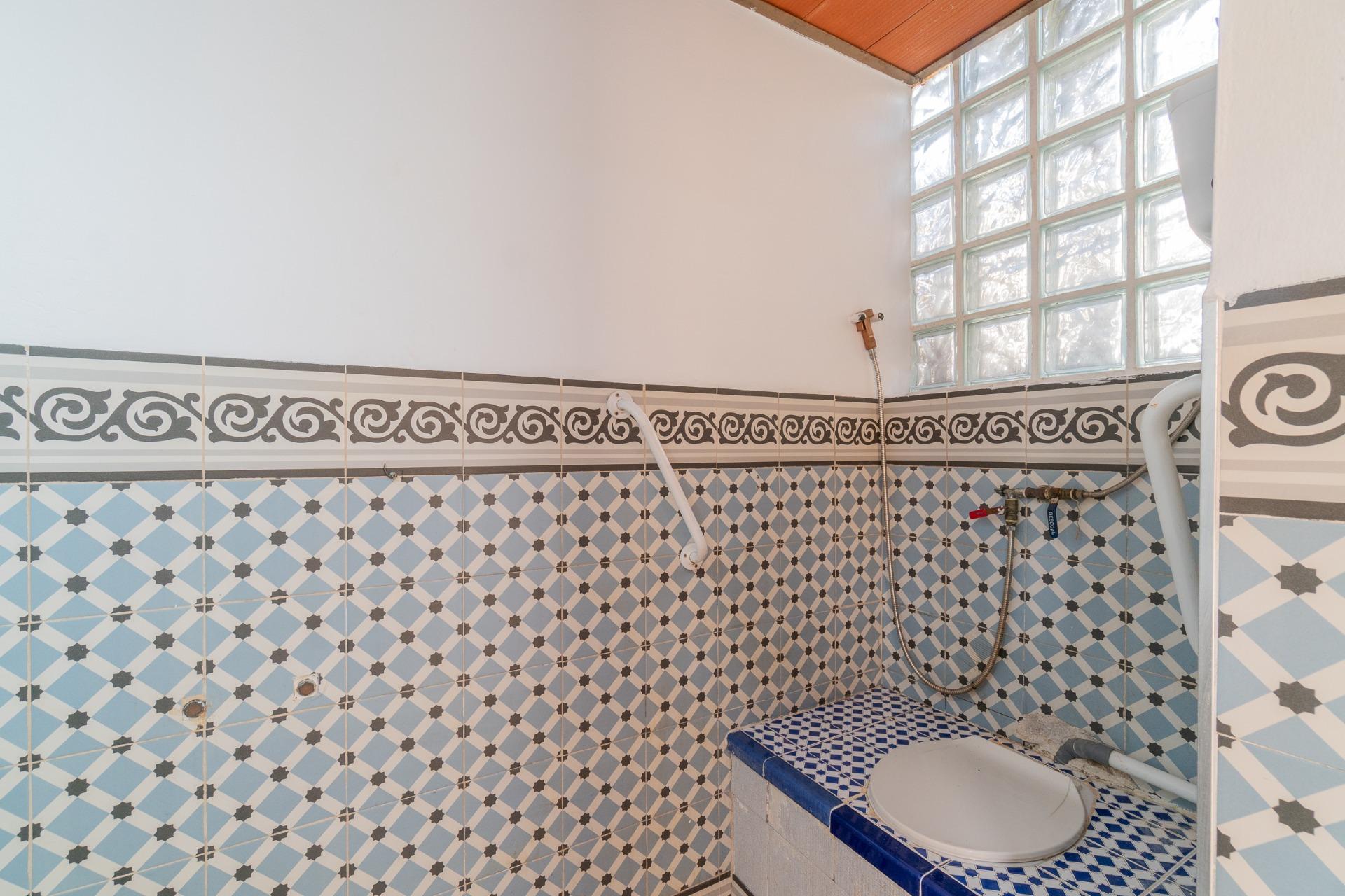 For sale - 4 Bedroom 2 Bathroom Villa in Torrevieja - Orihuela costa  - Alicante