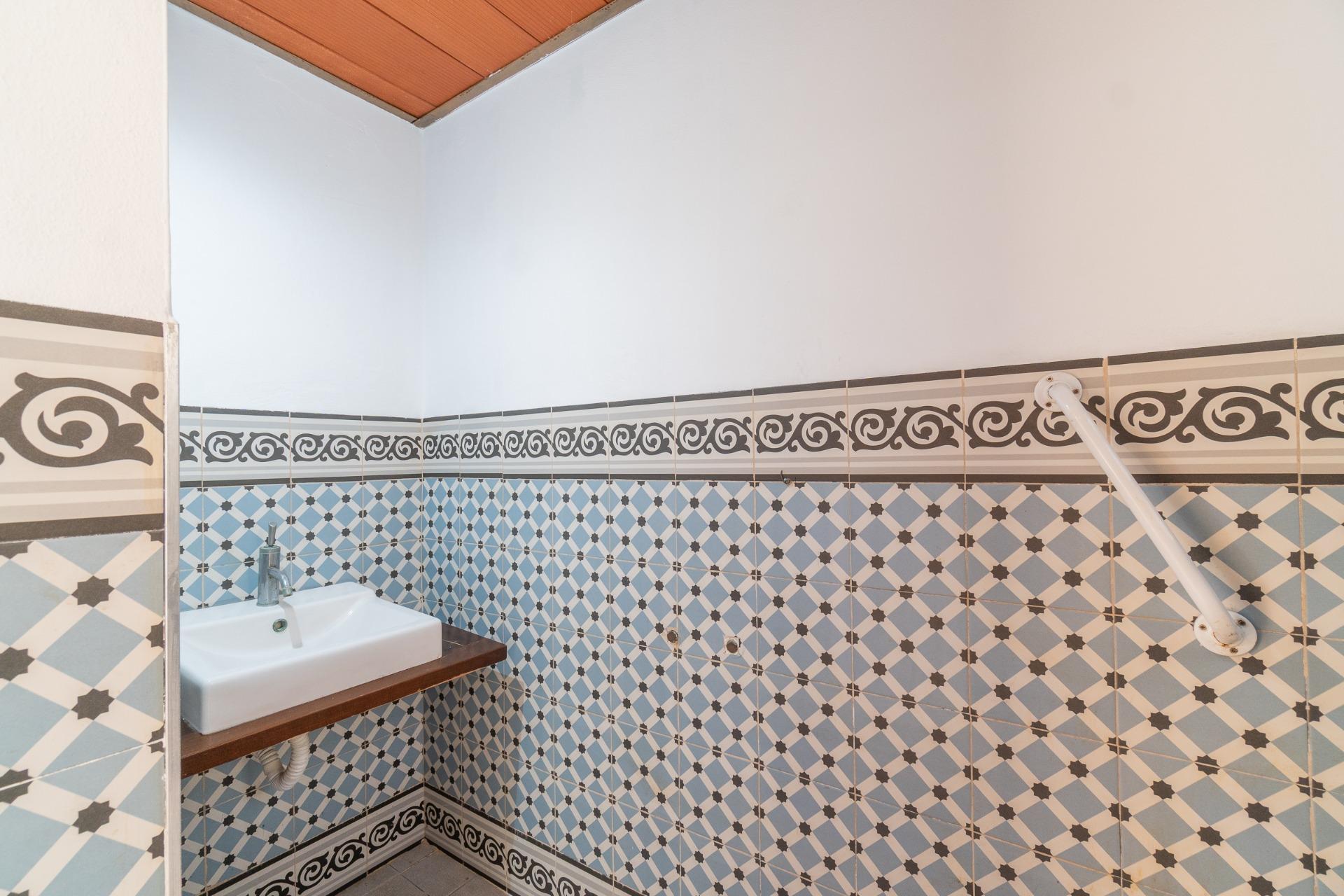 For sale - 4 Bedroom 2 Bathroom Villa in Torrevieja - Orihuela costa  - Alicante