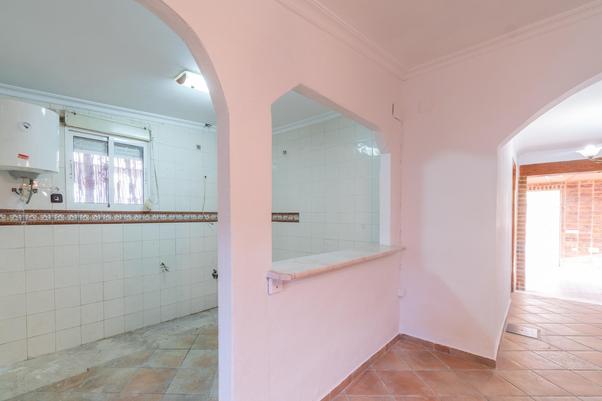 For sale - 4 Bedroom 2 Bathroom house in Los Altos - Orihuela costa  - Alicante