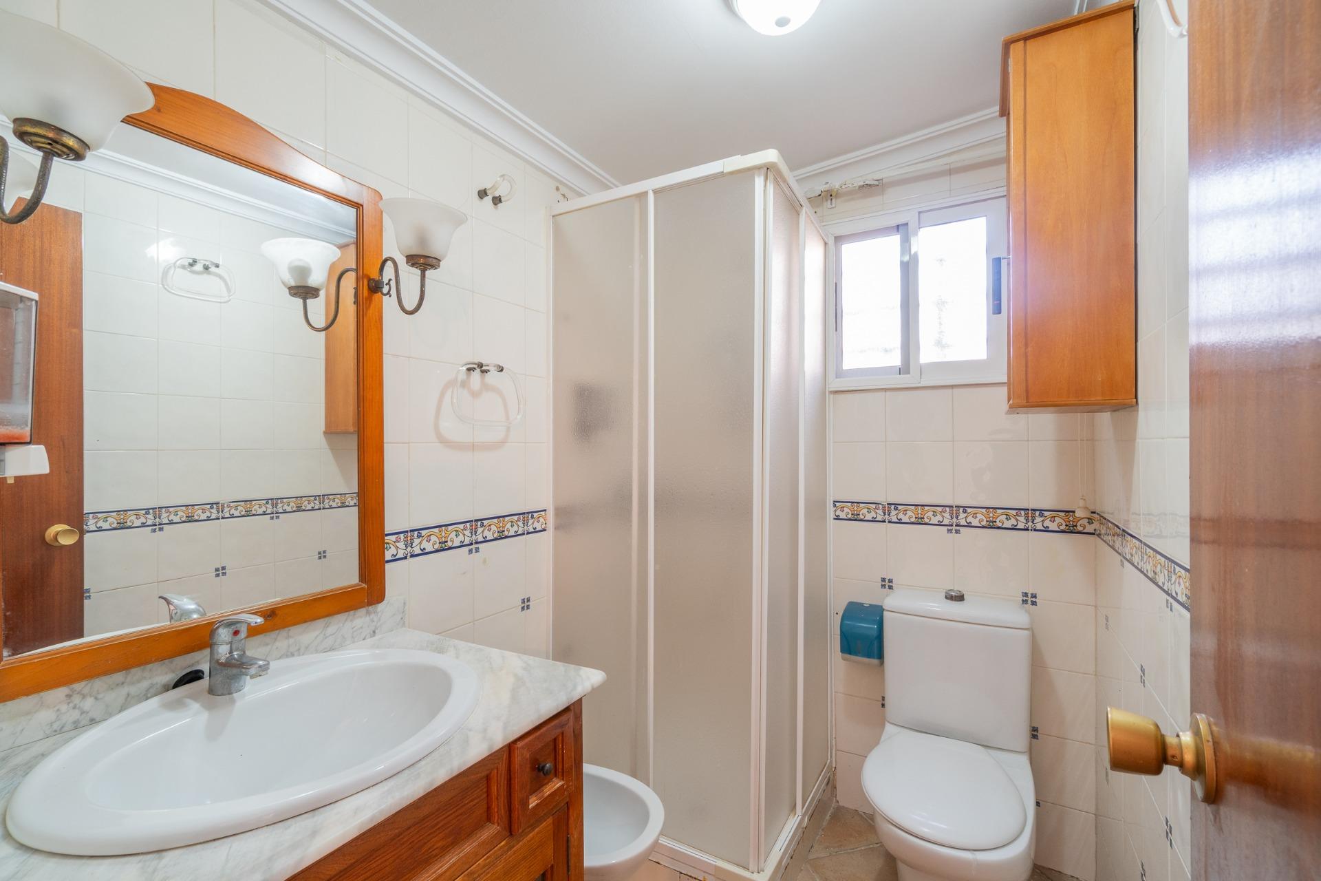 For sale - 4 Bedroom 2 Bathroom house in Los Altos - Orihuela costa  - Alicante