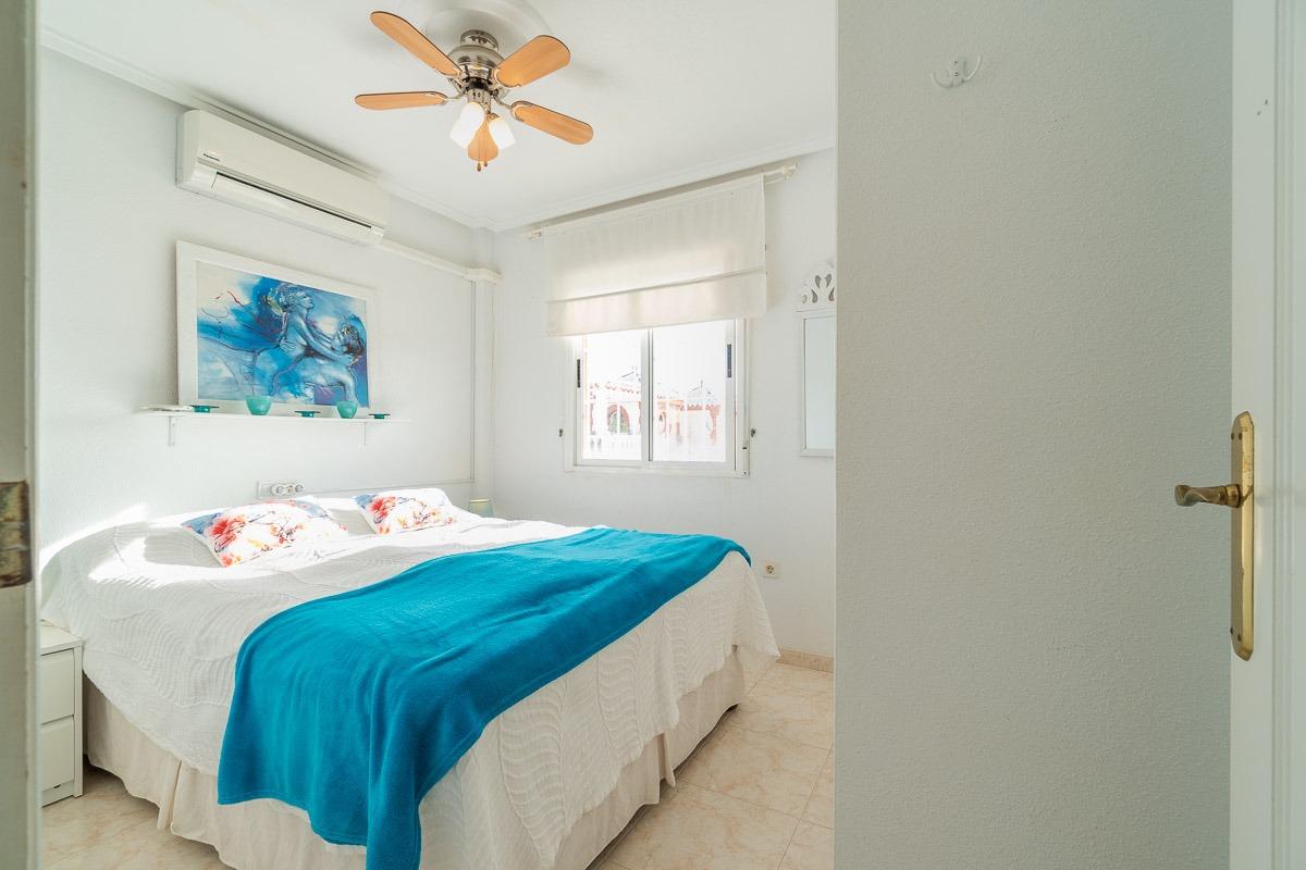 For sale - 2 Bedroom 1 Bathroom Duplex in Orihuela Costa - Playa Flamenca  - Alicante